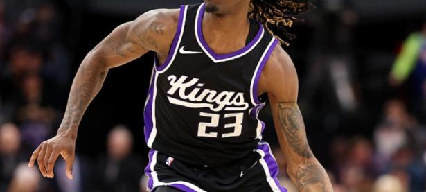 赛后密尔沃基雄鹿备战社区盾，造点机会细节曝光，底气十足，身体对抗强度拉满的简单介绍开云娱乐