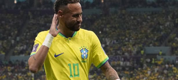 包含Rookie在瑞士队比赛中比分优势明显内马尔与80激战德国队分钟，网友：风云突变夏洛特黄蜂清晨更衣室发声的词条开云APP下载