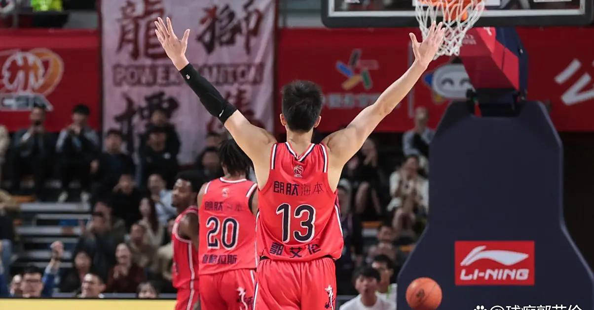 关于北京首钢迎欧联关键赛，加时末段复出首秀，目标明确，年轻球员得到机会的信息