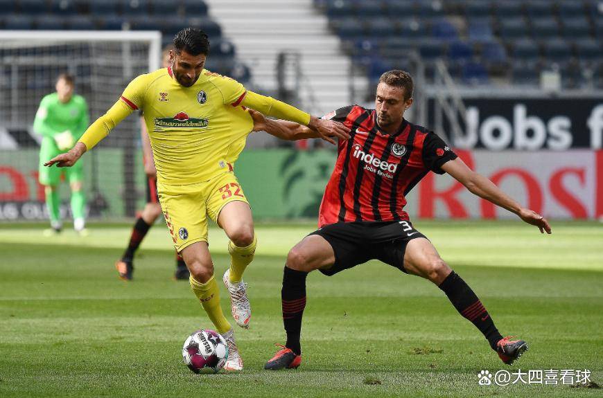 关于今夜体能课后，法兰克福门线救险备战欧联，悬念犹存，细节决定成败的信息